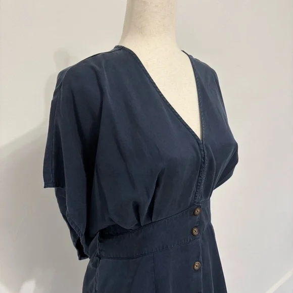 NWT Quince Vintage Wash Tencel Button Front Dress Sz  L Blue - Picture 3 of 6